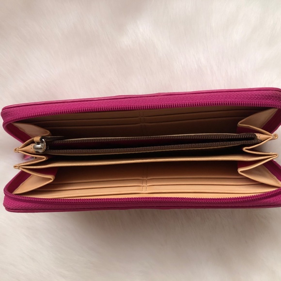 Coach Wallet - Picture 2 of 2